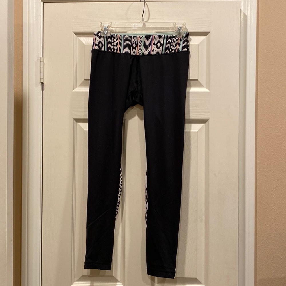 Aperture Active leggings